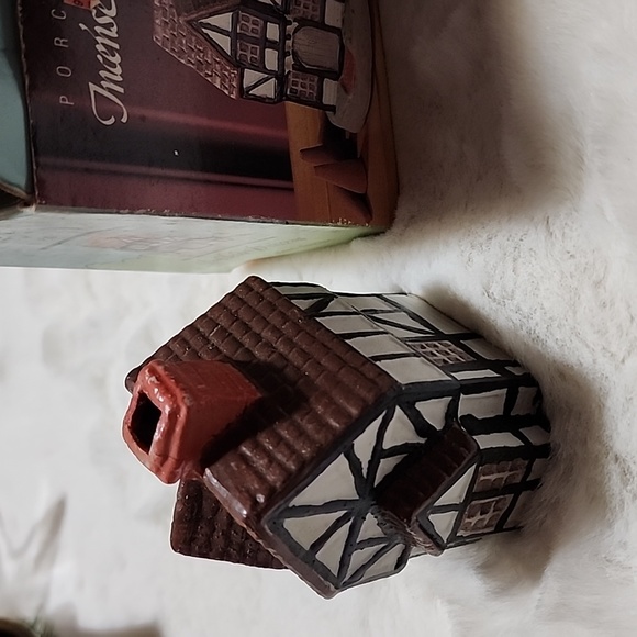 VINTAGE CHRISTMAS DECORATIVE ASSORTMENT BUNDLE - Picture 7 of 12